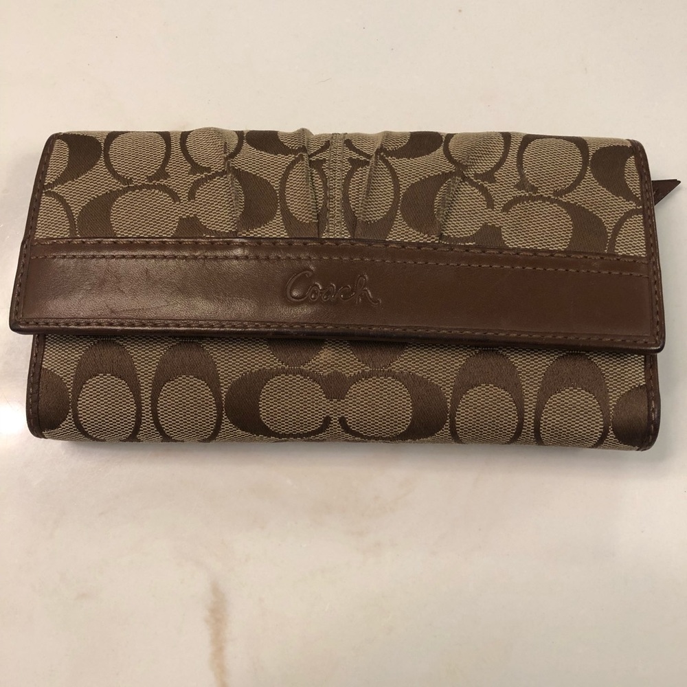 Coach wallet